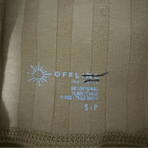 NWOT Offline by Aerie OG Highrise Flare leggings - Picture 6 of 6